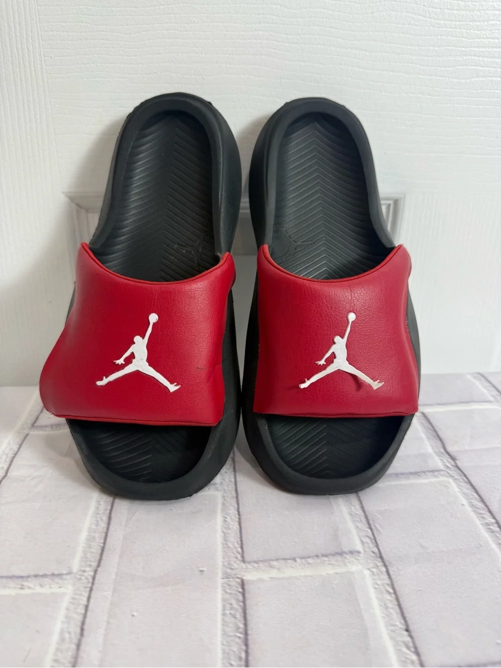 Jordan Red & Black Slide Sandals Youth Size 7Y | Comfortable Casual Slides